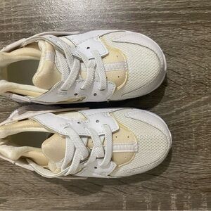 Nike Kids White and Cream Sneakers
